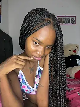 Snapshot of ShakiraThompss18 chatting on 07.02.26 ShakiraThompss18 online show from 07.02.26
