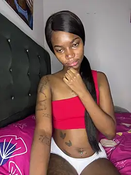Snapshot of ShakiraThompss18 chatting on 07.22.26 ShakiraThompss18 online show from 07.22.26