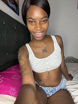 Snapshot of ShakiraThompss18 chatting on 07.29.26 ShakiraThompss18 online show from 07.29.26