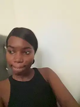 Snapshot of ShakiraThompss18 chatting on 07.31.26 ShakiraThompss18 online show from 07.31.26