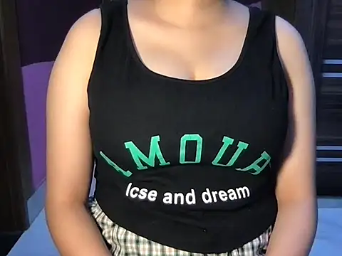 Diamond Girl147 online show from 06.24.26