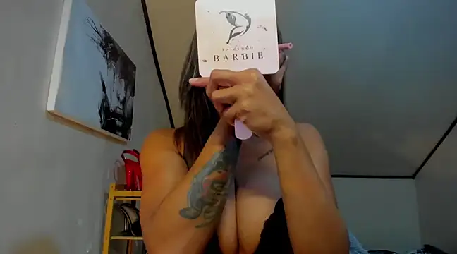 xServiceDollx online show from 03.11.25