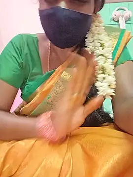 Snapshot of Tamilsexy35 chatting on 06.18.26 Tamilsexy35 online show from 06.18.26