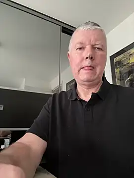 Snapshot of cumboy chatting on 02.02.26 cumboy online show from 02.02.26