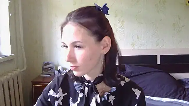 Snapshot of AcinarAlien chatting on 06.17.26 AcinarAlien online show from 06.17.26