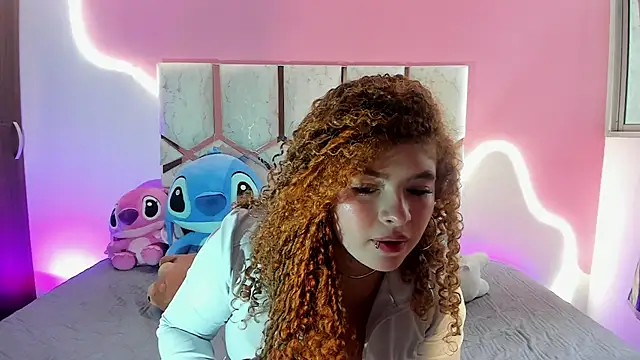 Snapshot of Kiara_velez chatting on 07.09.26 Kiara velez online show from 07.09.26