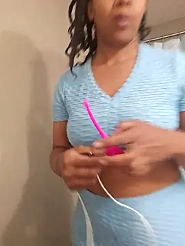 NAOMIdaFreakXXXXX online show from 11.15.25