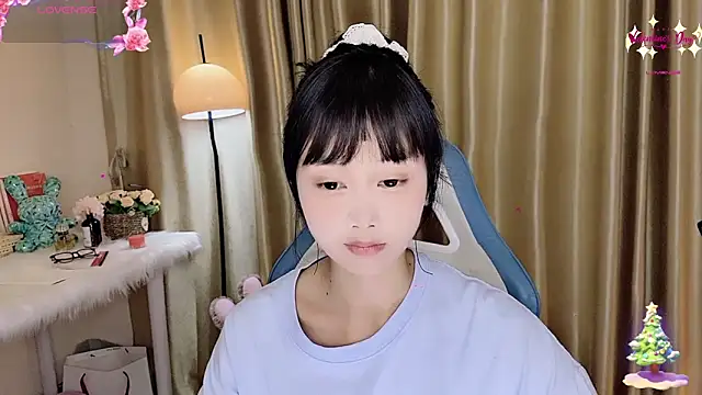 Snapshot of Maizi-2277 chatting on 06.17.26 Maizi-2277 online show from 06.17.26