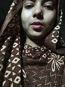 Snapshot of Simran_143 chatting on 08.04.26 Simran 143 online show from 08.04.26