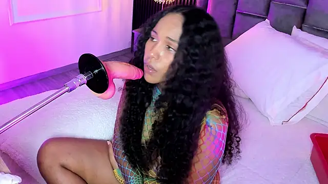 Snapshot of MiaBlackrose chatting on 07.29.26 MiaBlackrose online show from 07.29.26