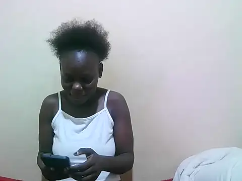 Snapshot of bianca_love2 chatting on 07.02.26 bianca love2 online show from 07.02.26