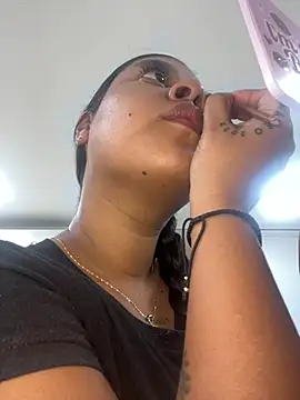 KarinaOficiaLL  online show from 07.27.26