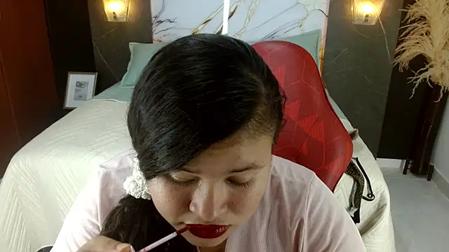 Snapshot of KellyShibary chatting on 08.01.26 KellyShibary online show from 08.01.26