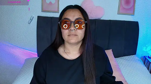 Snapshot of samm_curvy chatting on 07.02.26 samm curvy online show from 07.02.26