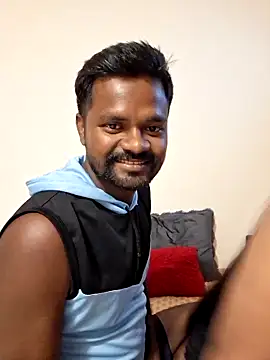 Snapshot of Garima_GILU chatting on 06.19.26 Garima GILU online show from 06.19.26