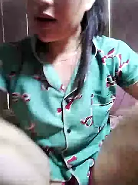 Snapshot of Myy_sexy chatting on 07.27.26 Myy sexy online show from 07.27.26