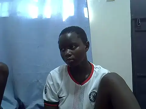 Snapshot of milky_gal_ebony chatting on 07.06.26 milky gal ebony online show from 07.06.26