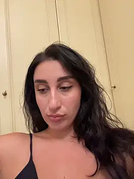 Snapshot of _Elina_ chatting on 06.23.26 Elina online show from 06.23.26