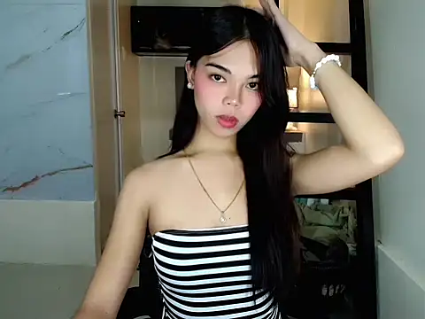 Snapshot of Scarlet_misty chatting on 07.16.26 Scarlet misty online show from 07.16.26