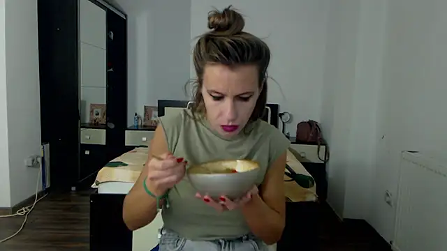 DedeSibel online show from 01.24.25