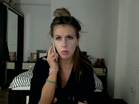 DedeSibel online show from 01.28.25