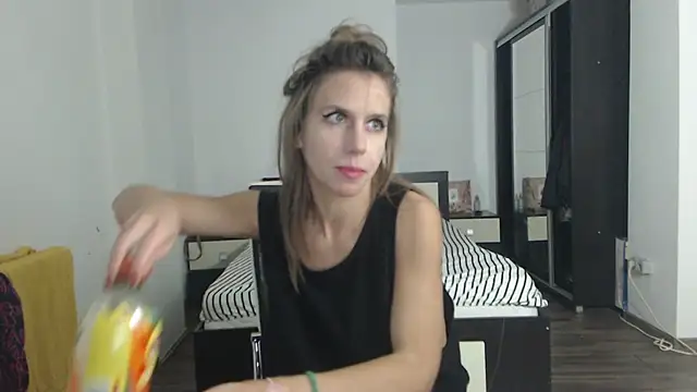 DedeSibel online show from 01.28.25