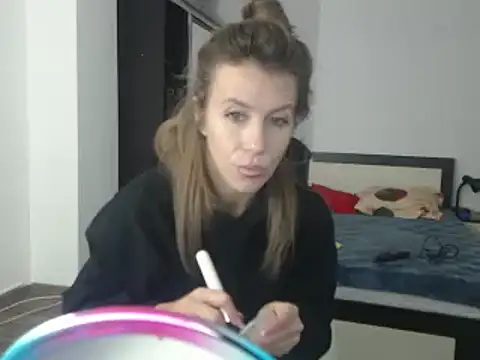 DedeSibel online show from 02.24.25