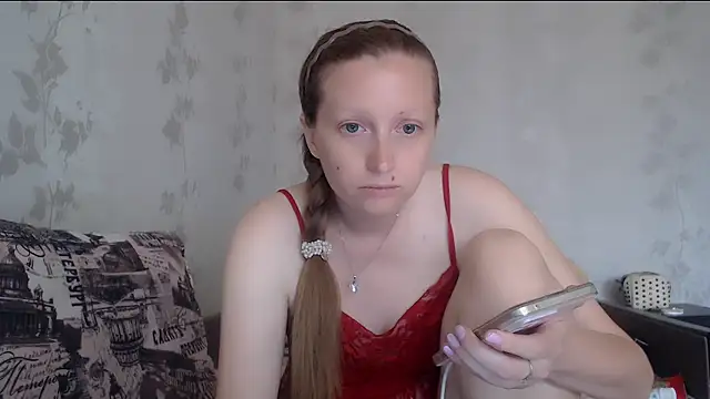 Snapshot of Foxyy_Helen chatting on 06.28.26 Foxyy Helen online show from 06.28.26