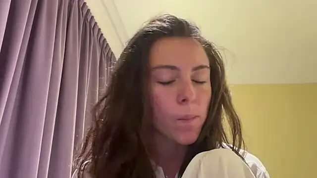 Snapshot of Monicaqte chatting on 07.02.26 Monicaqte online show from 07.02.26