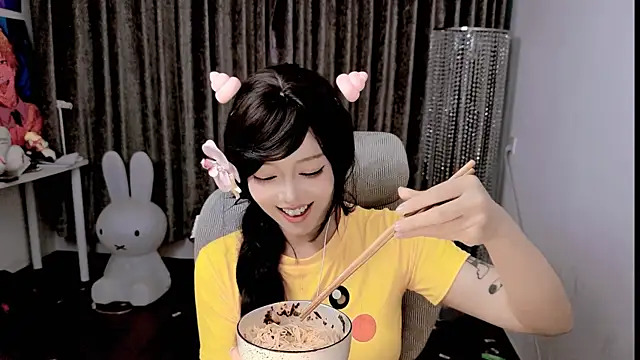 shine33-shuang online show from 06.25.26