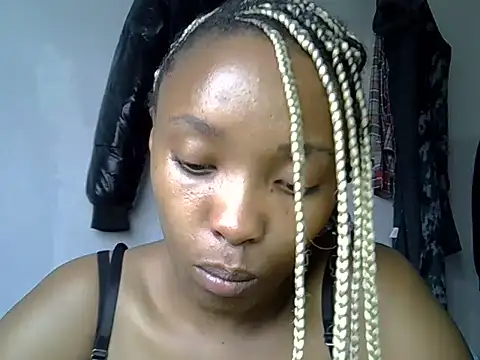 Snapshot of pretty_jaz chatting on 07.30.26 pretty jaz online show from 07.30.26
