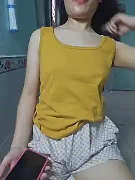 Snapshot of cherry_chjan chatting on 07.27.26 cherry chjan online show from 07.27.26