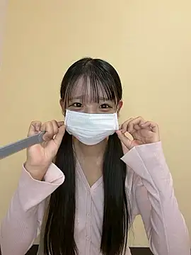Snapshot of risa_____ chatting on 07.06.26 risa online show from 07.06.26