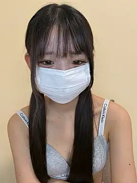 Snapshot of risa_____ chatting on 07.16.26 risa online show from 07.16.26