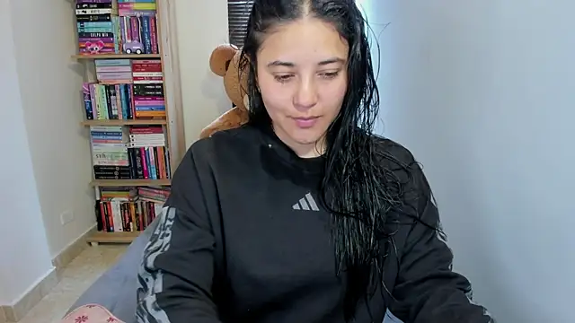Snapshot of foxwen chatting on 07.24.26 foxwen online show from 07.24.26
