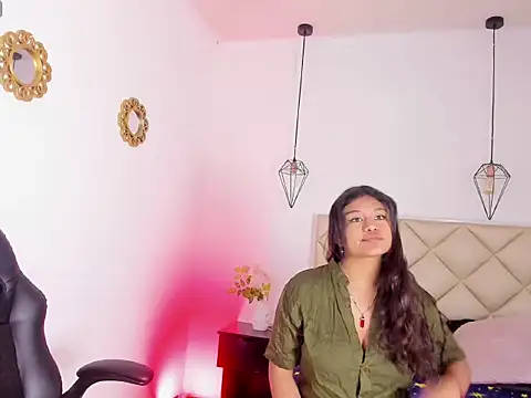 Snapshot of LexiSttar chatting on 07.16.26 LexiSttar online show from 07.16.26