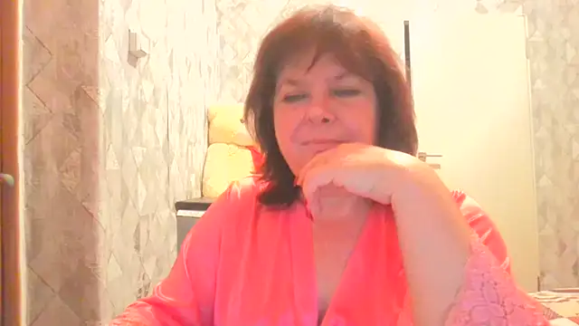 Snapshot of HannahAna39 chatting on 08.01.26 HannahAna39 online show from 08.01.26