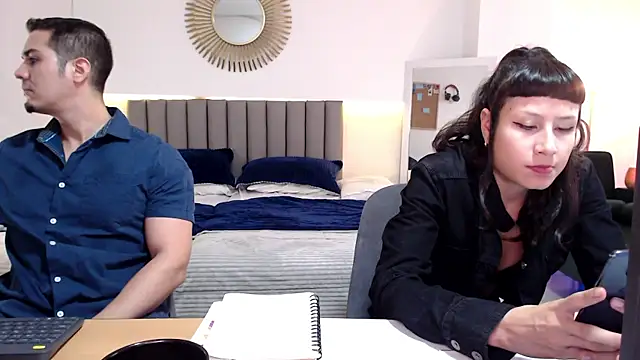 Snapshot of theoffice_couple chatting on 07.01.26 theoffice couple online show from 07.01.26