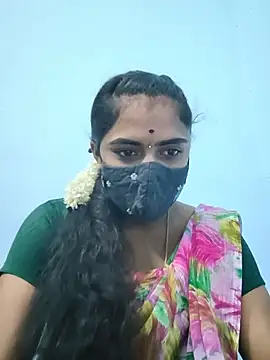 Snapshot of Megavarthinii chatting on 07.25.26 Megavarthinii online show from 07.25.26