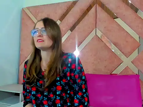 Amira xXx98 online show from 06.25.26