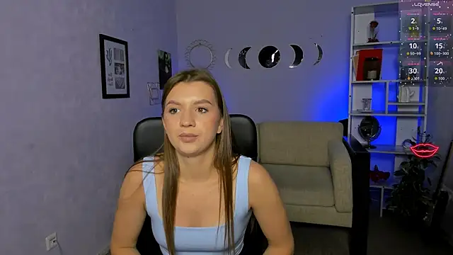 Snapshot of bloom_night chatting on 07.17.26 bloom night online show from 07.17.26