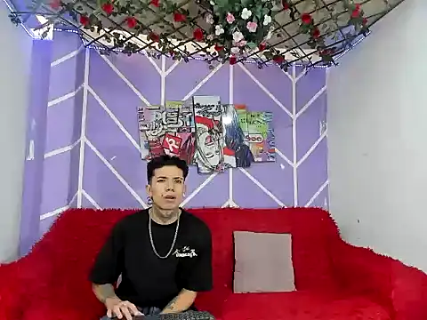 Snapshot of Brandon_05_ chatting on 07.06.26 Brandon 05 online show from 07.06.26