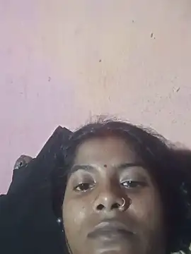 Snapshot of Payal-Panday chatting on 07.11.26 Payal-Panday online show from 07.11.26