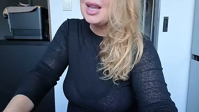 Snapshot of TammyJeann chatting on 09.12.25 TammyJeann online show from 09.12.25