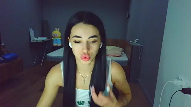 Snapshot of natali_elfie chatting on 07.18.26 natali elfie online show from 07.18.26