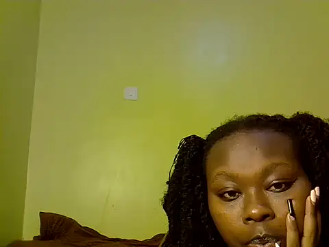 Lunakapshee online show from 07.06.26