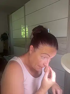 Snapshot of GesineMature chatting on 07.15.26 GesineMature online show from 07.15.26