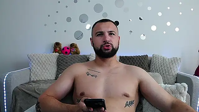 Snapshot of liam_studd chatting on 07.03.26 liam studd online show from 07.03.26