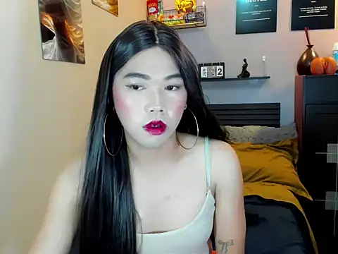 Snapshot of Foxybitch_megan chatting on 07.08.26 Foxybitch megan online show from 07.08.26