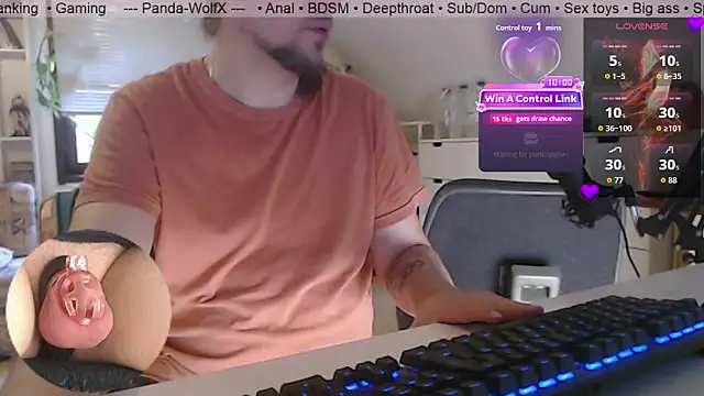 Snapshot of Panda-WolfX chatting on 07.07.26 Panda-WolfX online show from 07.07.26